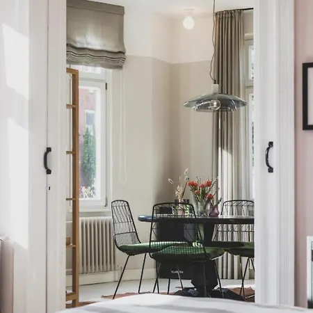 Logierhaus M Apartment *