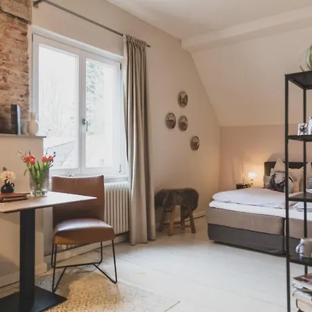 Apartment Logierhaus M *