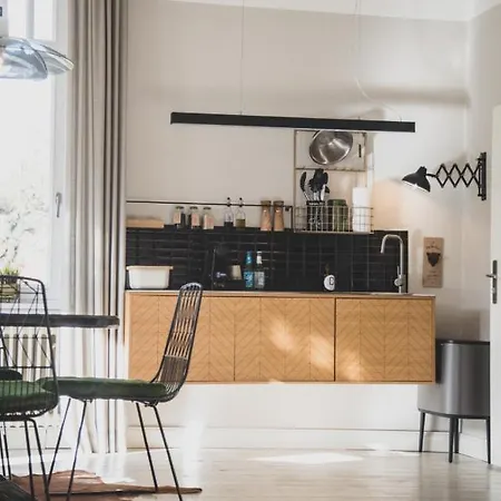 Logierhaus M Apartment *