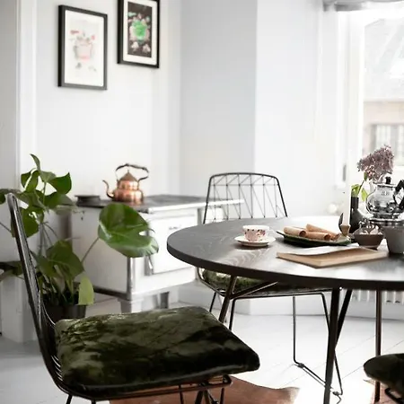 Logierhaus M Apartment *