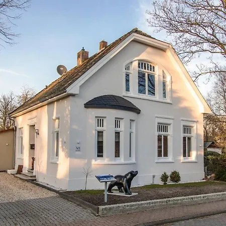 Logierhaus M Apartamento *